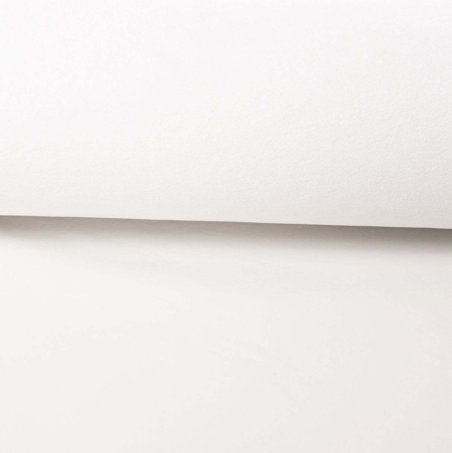 PU LEATHER IN WHITE HM18332.02 147cm. WIDTH