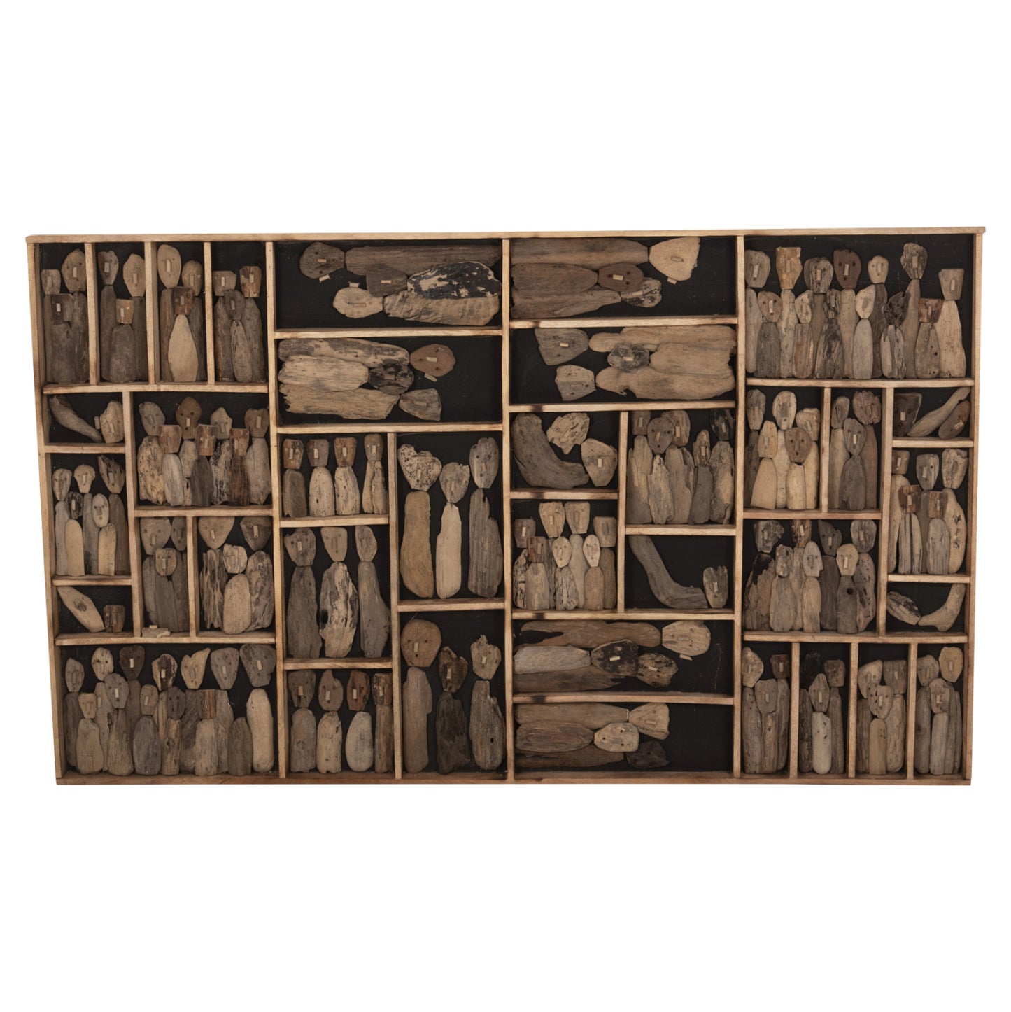 WALL DECORATION MYST HM4281 FRAME WITH FIGURINES MADE OF DRIFTWOOD 200x6x120Hcm.