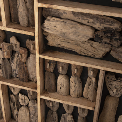 WALL DECORATION MYST HM4281 FRAME WITH FIGURINES MADE OF DRIFTWOOD 200x6x120Hcm.