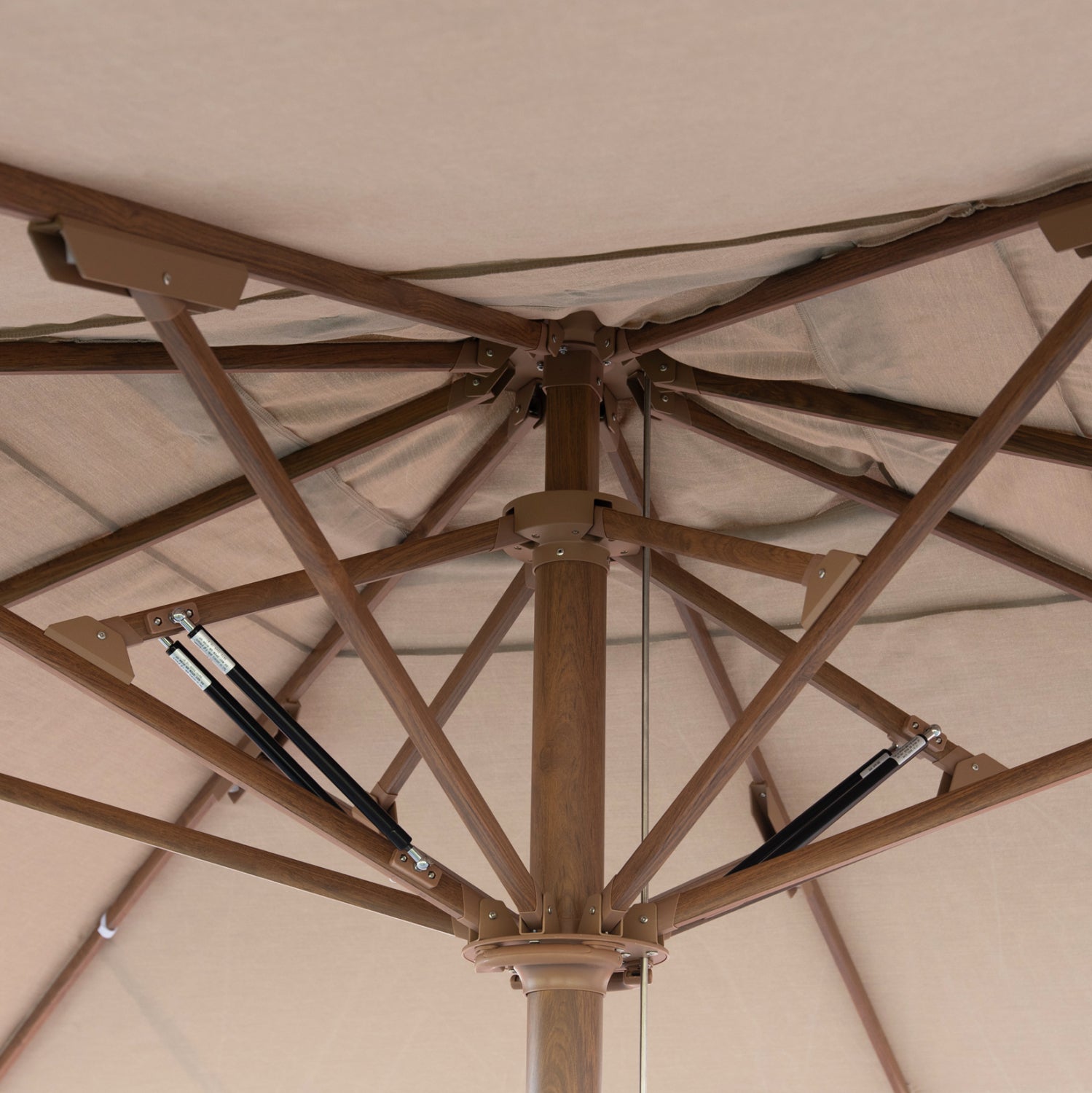 PROFESSIONAL UMBRELLA 4x4m GLADELL HM6605.02 HEAT TRANSFER ALUMINUM--ACRYLIC SHADE IN SAND BEIGE