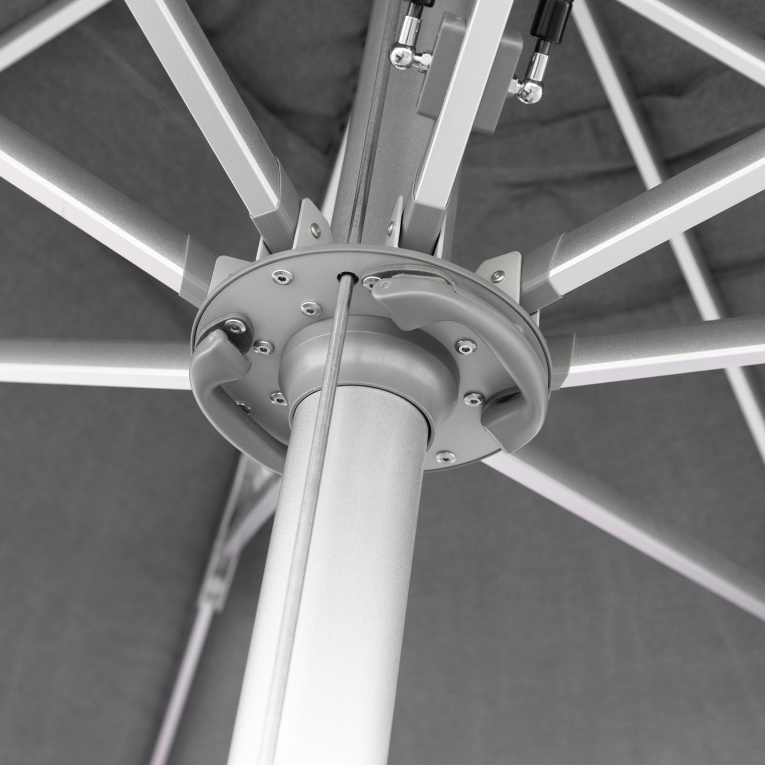 PROFESSIONAL UMBRELLA 4x4x3.55Hm GLADELL HM6605.01 ANODIZED ALUMINUM--ACRYLIC SHADE IN GREY