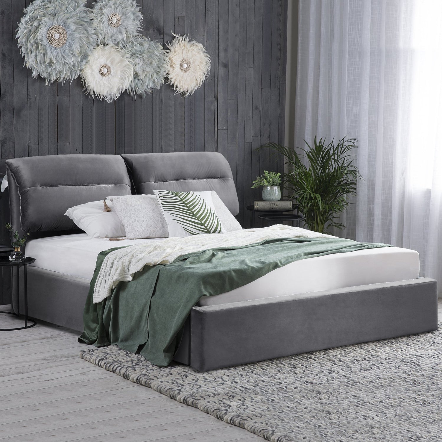 BED WITH MATTRESS & STORAGE SPACE KENDRA HM10767.01 GREY VELVET--FOR MATTRESS 160x200cm.