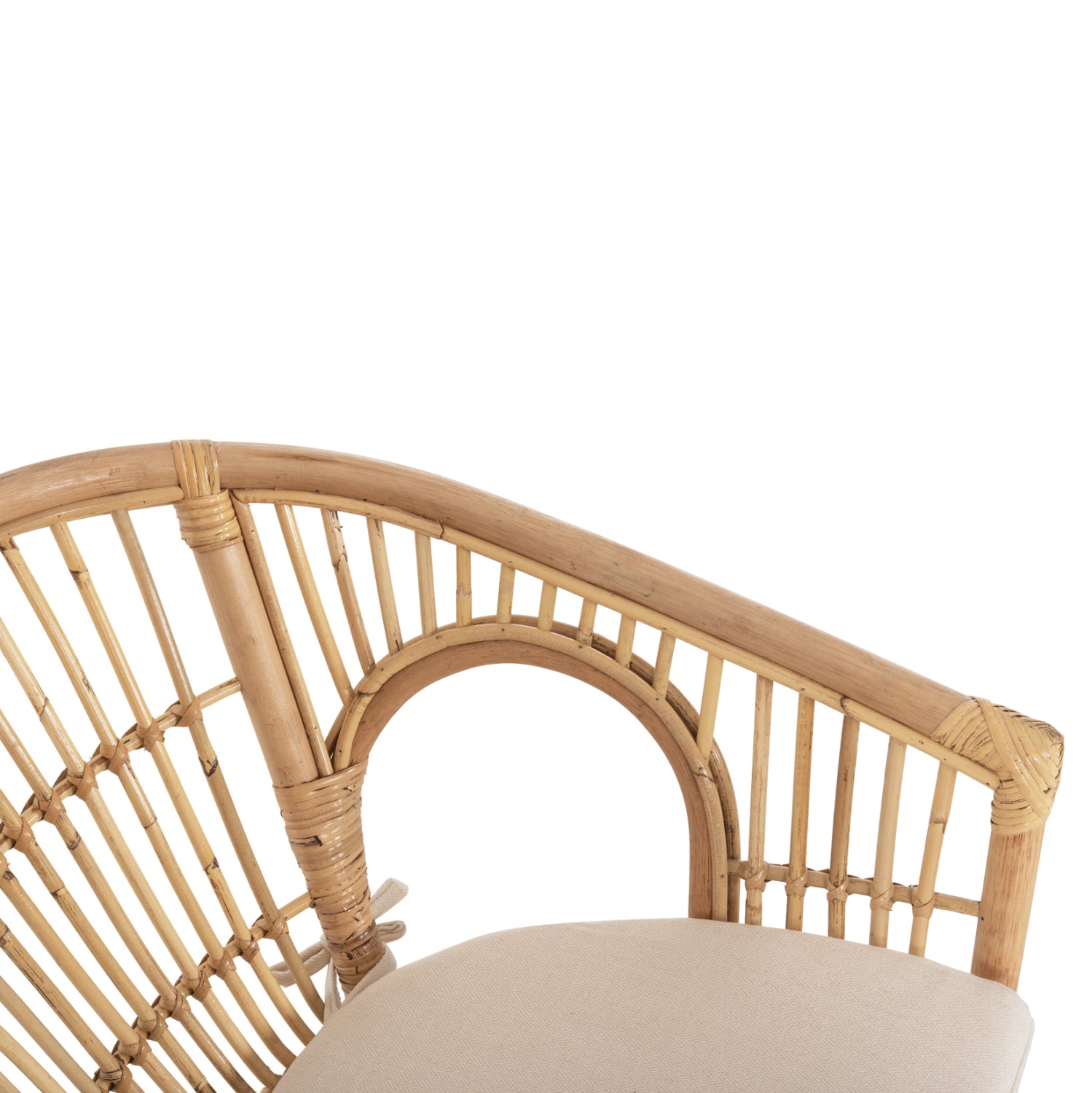 ARMCHAIR DAMPAR HM9929.04 RATTAN IN NATURAL-WHITE CUSHION 59x61x80Hcm.