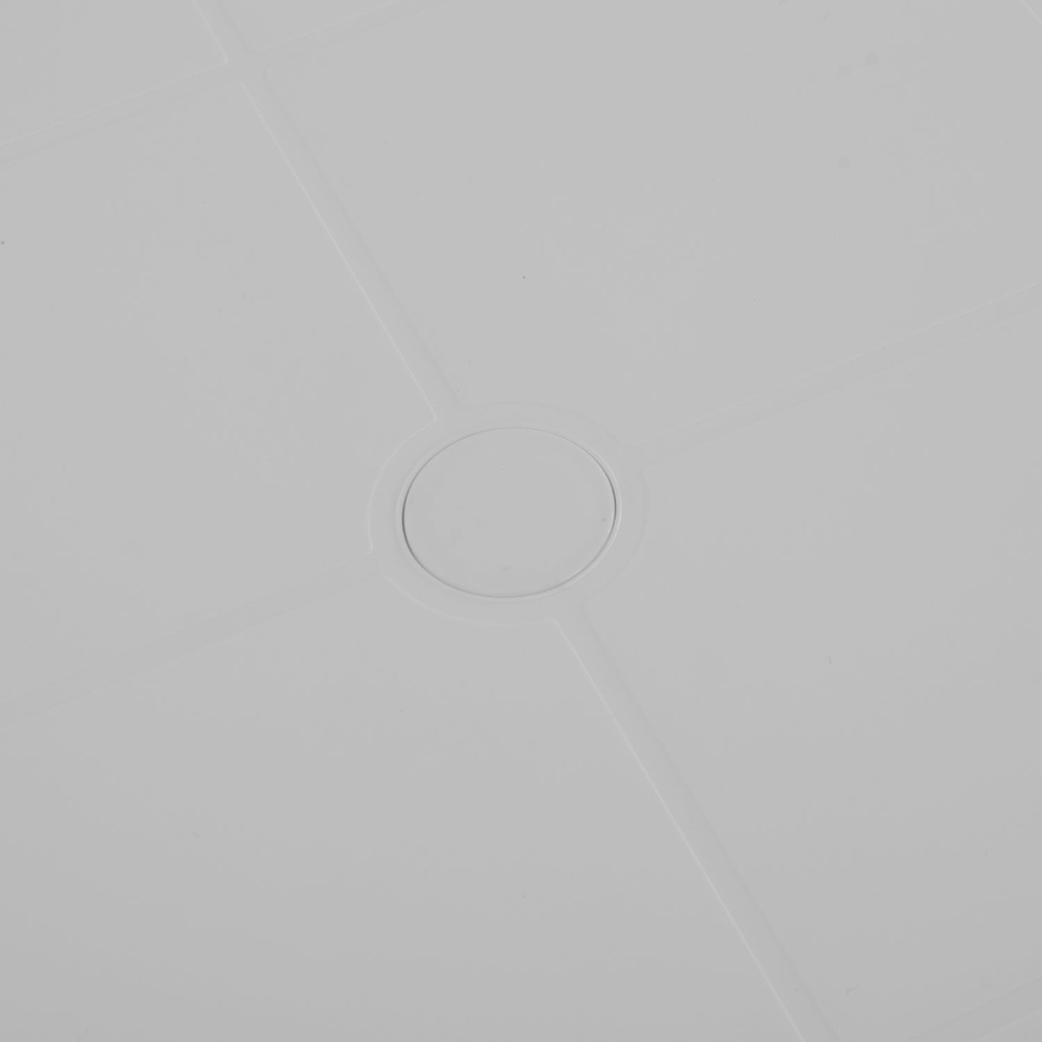 WHITE POLYPROPYLENE TABLE 0601010