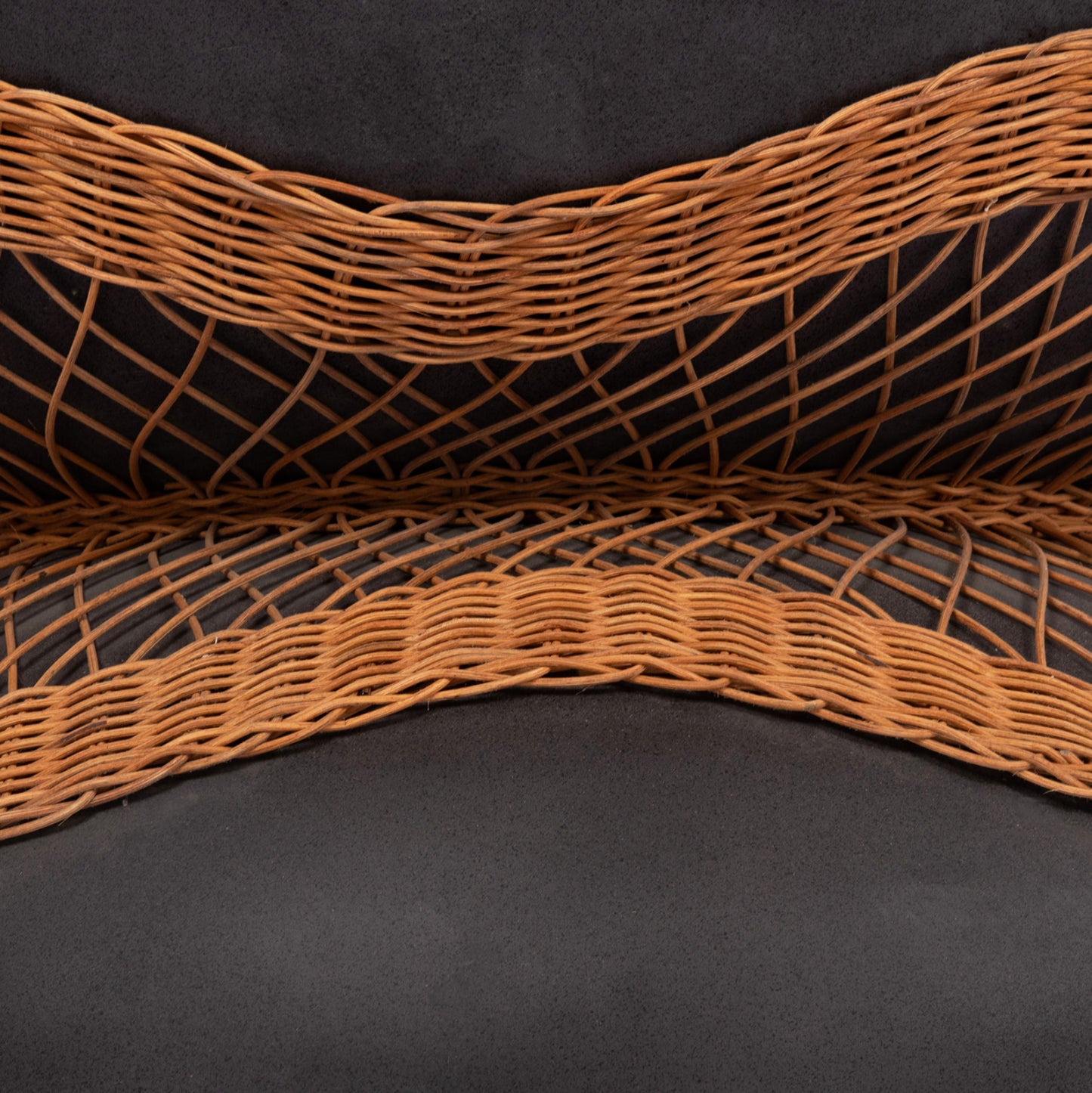 COFFEE TABLE ROUND ANNA HM18157.01 FIBER CEMENT IN BLACK-NATURAL RATTAN--Φ92x44.5Hcm.