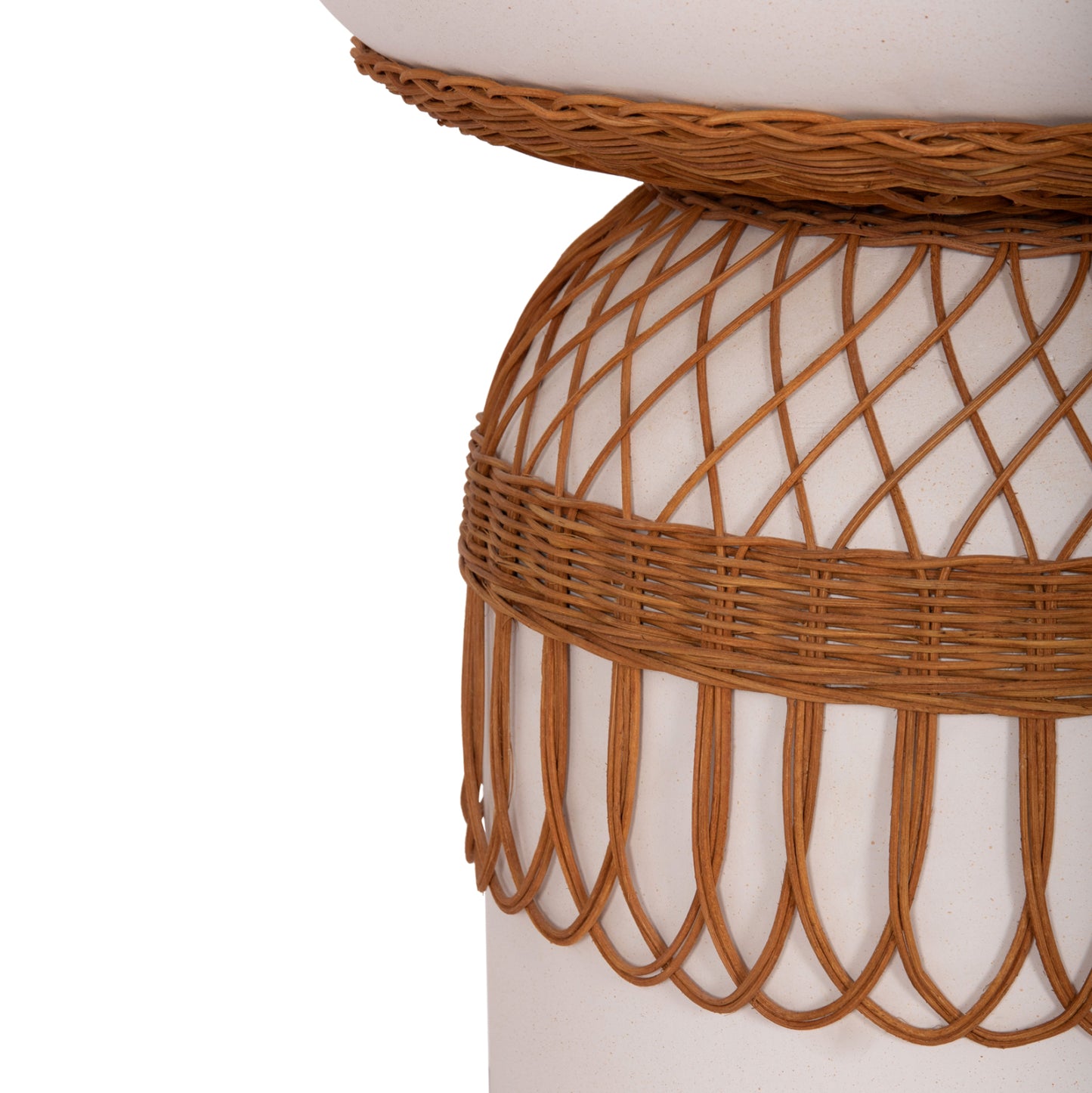SIDE TABLE ROUND PRILEP HM18159.02 FIBER CEMENT IN WHITE & RATTAN--Φ60x76.5Hcm.